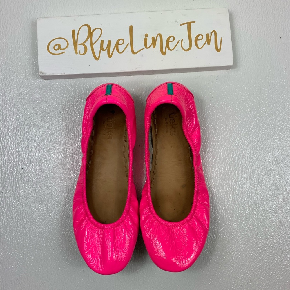 Pop Pink Tieks